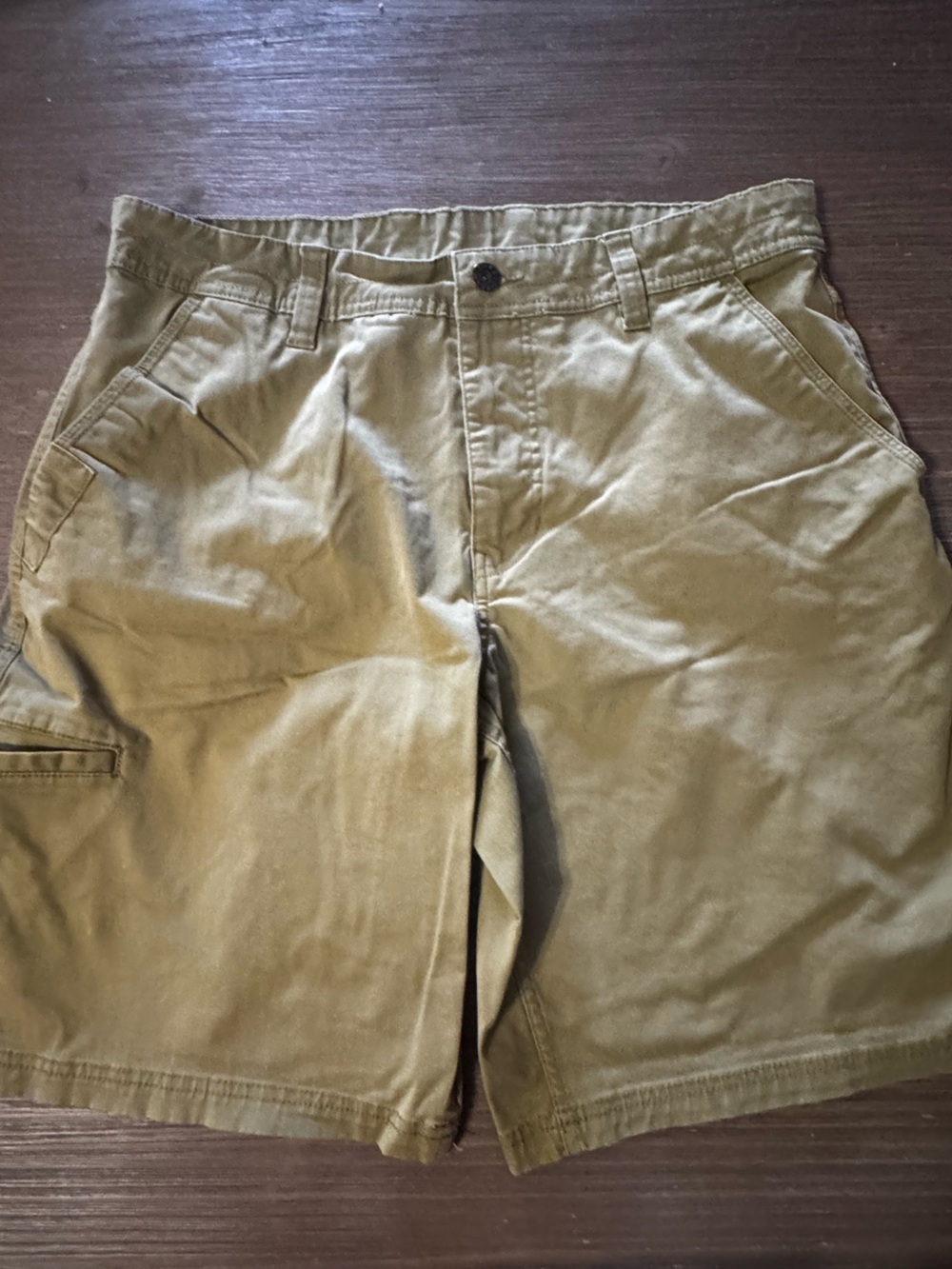 Field & Stream Men's Cargo Shorts in Olive Green